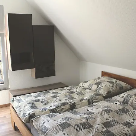 Semesterbostad Waldidyll Brunni